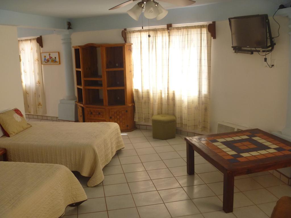 Whale Hill Aparthotel Puerto Penasco Room photo